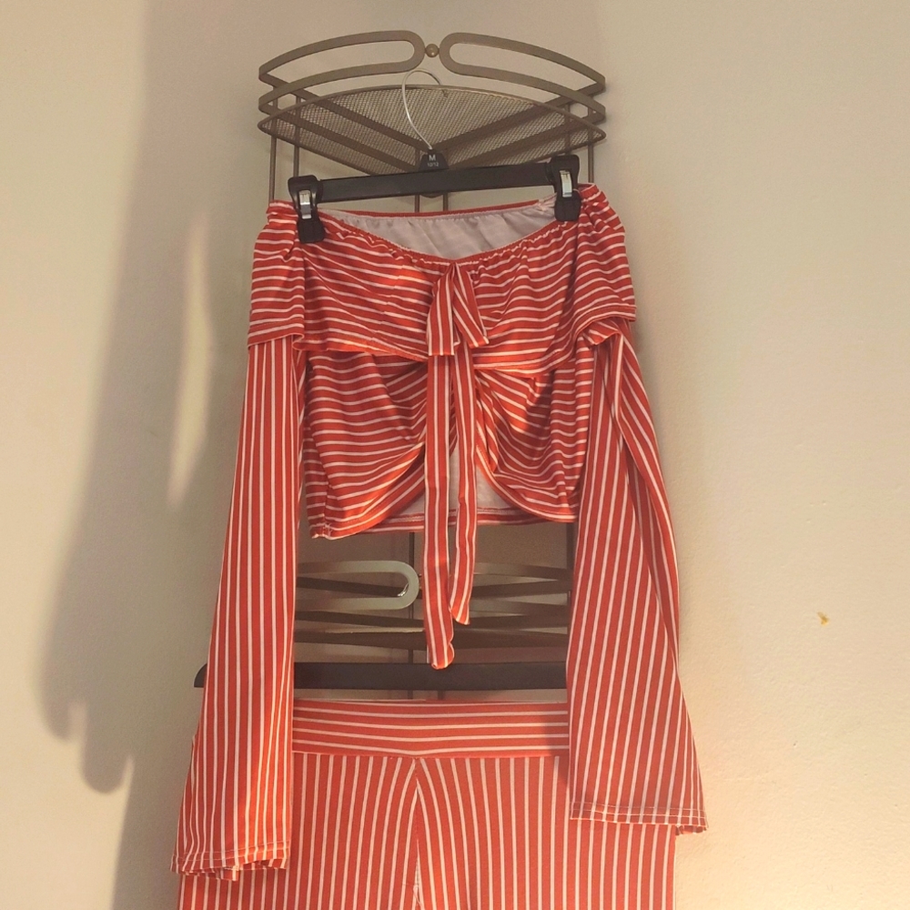 1950's Pinup Two Piece Set Size Large - Picture 1 of 6